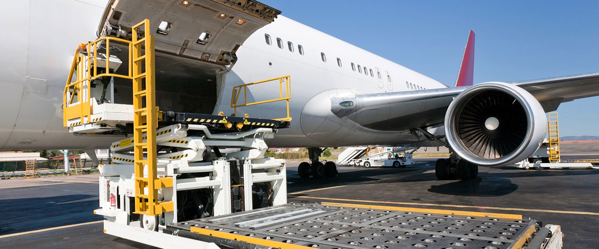 Scheduling Transportation and Shipping for an International Relocation in Hong Kong